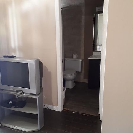 Travellers Rest Motel Salmon Arm Zewnętrze zdjęcie