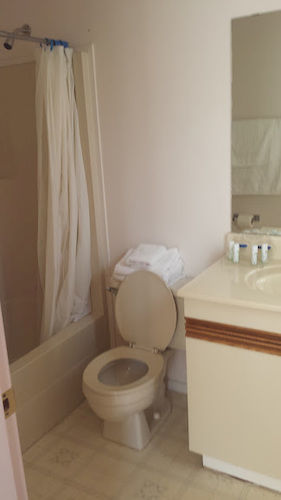 Travellers Rest Motel Salmon Arm Zewnętrze zdjęcie