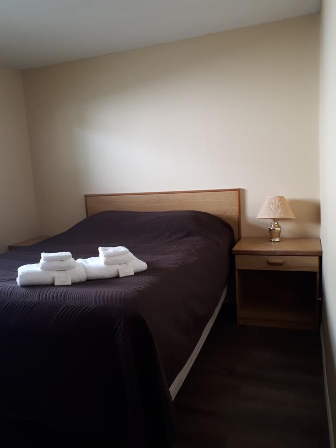 Travellers Rest Motel Salmon Arm Zewnętrze zdjęcie