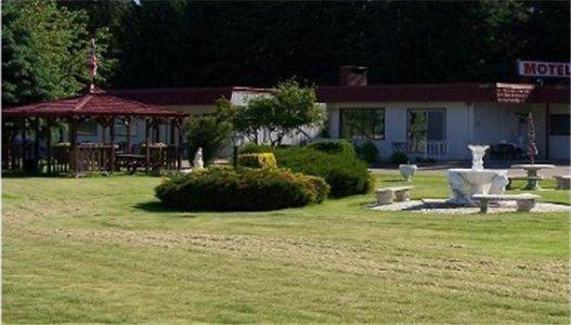 Travellers Rest Motel Salmon Arm Zewnętrze zdjęcie